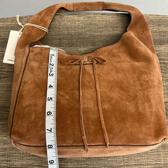 Lucky Brand | Leather Hobo Bag ~ “Honey Tan” - Picture 10 of 15